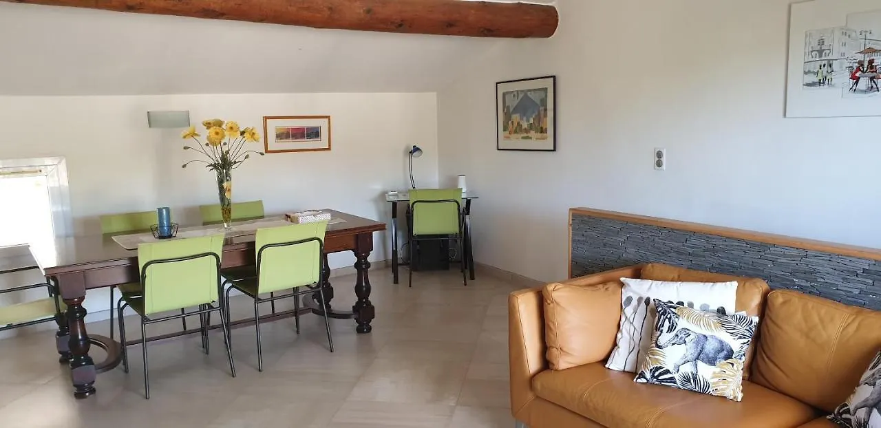 Entre Couleurs Et Senteurs Villa Mirabel-aux-Baronnies 0*,  France